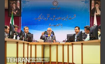 نشست خبری معاون حمل و نقل و ترافیک 12