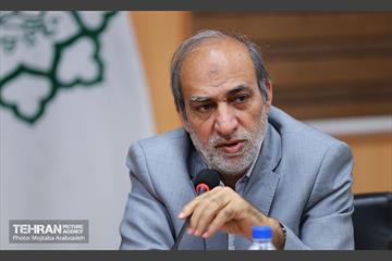 نشست بررسی نحوه توزیع قبوض عوارض نوسازی و پسماند 4