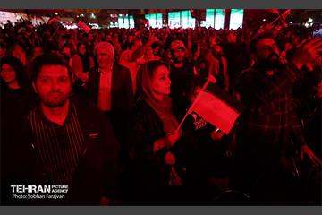 رویداد «شب ایران» در میدان انقلاب اسلامی 6