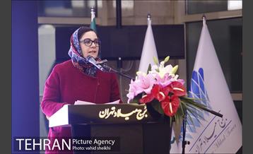 نشست شرکت کنندگان پنل های تخصصی حوزه زنان با مدیران شهری 13