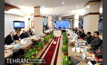 سی و دومین جلسه شورای معاونان، مشاورین و شهرداران با حضور شهردار تهران 7