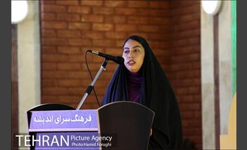 حلقه ادبی پنجره در فرهنگسرای اندیشه 8