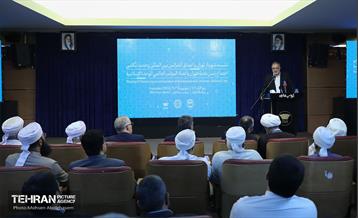 نشست شهردار تهران و اعضای سی و هشتمین دوره کنفرانس بین‌المللی وحدت اسلامی 11