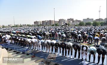 اقامه نماز عید فطر افغانستانی های اهل تسنن مقیم تهران 11