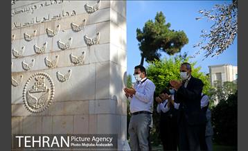 نماز عید فطر در دانشگاه تهران 8