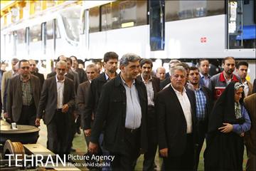 بازدید شهردار تهران از کارخانه واگن سازی تهران 14