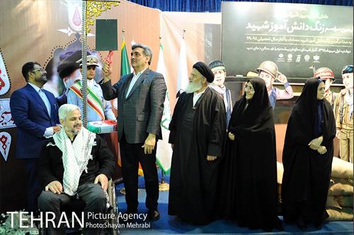 آیین نواختن زنگ دانش آموز شهید با حضور شهردار تهران 23