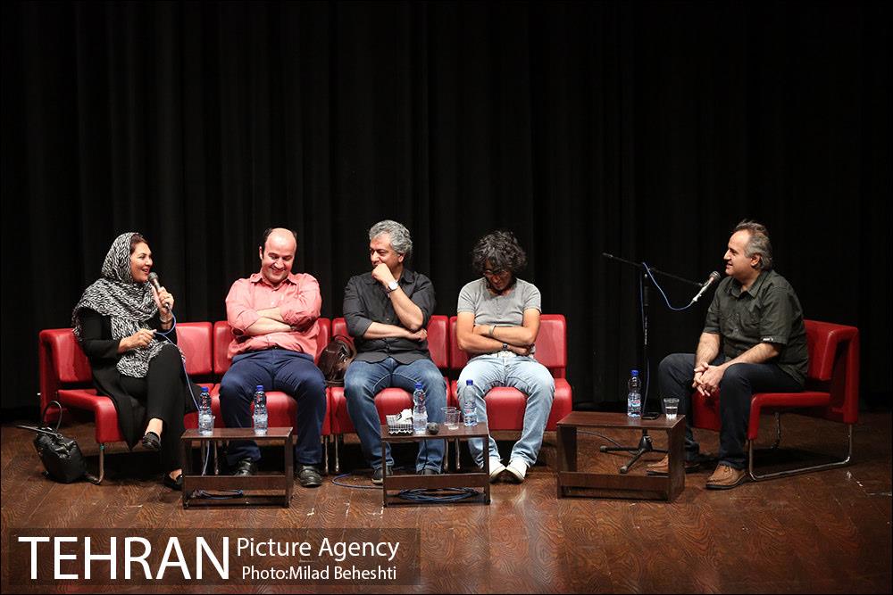 نقد فیلم مالیخولیا در فرهنگسرای ارسباران‎ 1