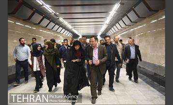 بازدید اعضا شورای شهر تهران از خط ۶ مترو 37