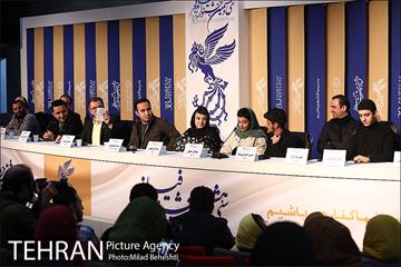 نشست خبری فیلم مردن در آب مطهر 13