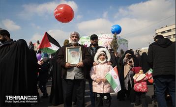 راهپیمایی یوم الله 22 بهمن 13