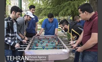 روز تعطیل در بوستان ملت 19