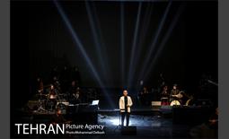کنسرت آنلاین علیرضا قربانی در تالار وحدت 34