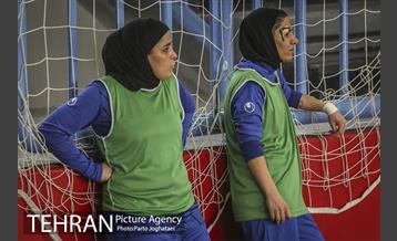 دیدار دو تیم فوتسال زنان سایپا و ملی حفاری 5