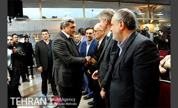 رونمایی از نقش برجسته سرباز هخامنشی با حضور شهردار تهران 3