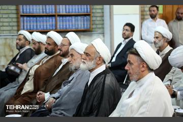 نشست ائمه جماعات با شهردار منطقه 10 31