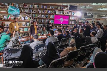 بازدید شهردار تهران از سی‌وپنجمین نمایشگاه بین‌المللی کتاب تهران 15