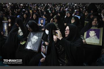 اوالین کنگره سرداران و 700 شهید منطقه 19 6