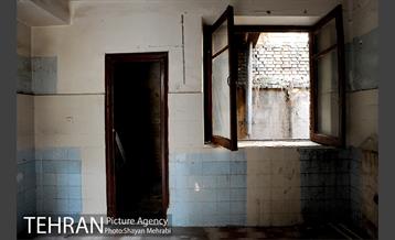 بازدید شهردار تهران ار خانه نیما یوشیج 16