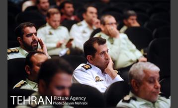 نشست مشترک شهردار تهران با فرماندهان محترم نیروی انتظامی تهران بزرگ 16