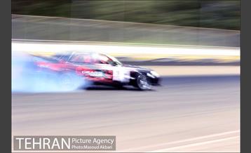 مراسم بدرقه قهرمان دریفت ایران در پیست آزادی 7