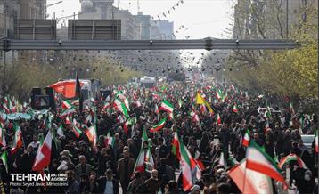 مراسم تشییع «علی لاریجانی»، «غلامرضا سلیمانی» و قهرمانان «ناو دنا» 32