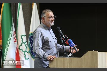 نشست فصلی ائمه جماعت و مدیران حوزه های علمیه منطقه 12 با مدیران شهری 5