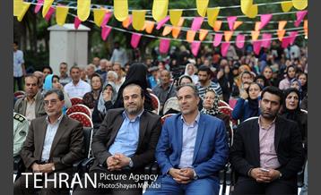 جشن بزرگ جوانان و افتتاح اولین رادیو محلی 7