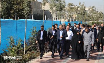 بازدید مدیران شهری از پروژه باغ راه حضرت فاطمه(س) 22