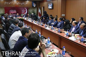 نشست خبری مدیر عامل فروشگاههای شهروند 17