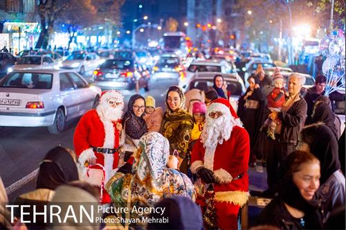 خرید کریسمس در تهران 22