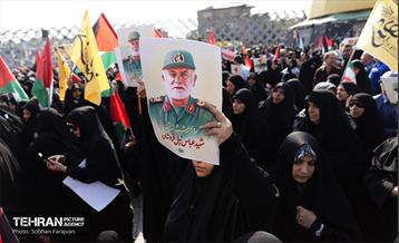 مراسم تشییع پیکر شهید سردار عباس نیلفروشان - 2 32