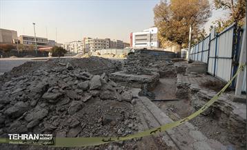 اینجا کارگاهه؛ محوطه سازی حریم تئاتر شهر 31