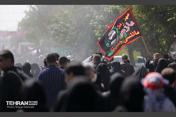 پیاده روی جاماندگان اربعین حسینی(ع) در تهران 46