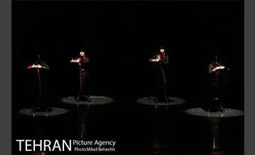 نمایش سقراط‎ 8