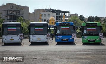 رونمایی از ۴۰ دستگاه اتوبوس شرکت واحد 27