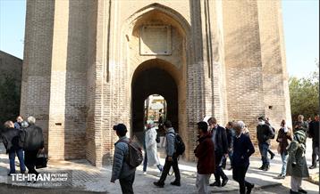 بازدید سفرا کشورهای خارجی از منطقه ۲۰ 26