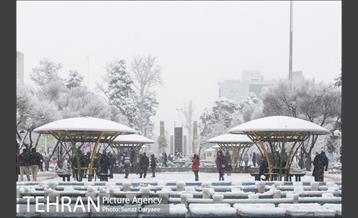 بارش برف در میدان نبوت (هفت حوض) 28