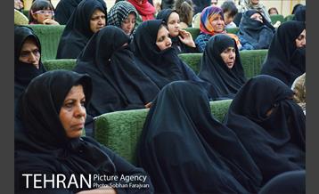 آیین رونمایی از کتاب "پرواز از پنجره جنوبی" 12