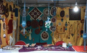 نمایشگاه عرضه تولیدات کسب و کارهای حامی شهر 15