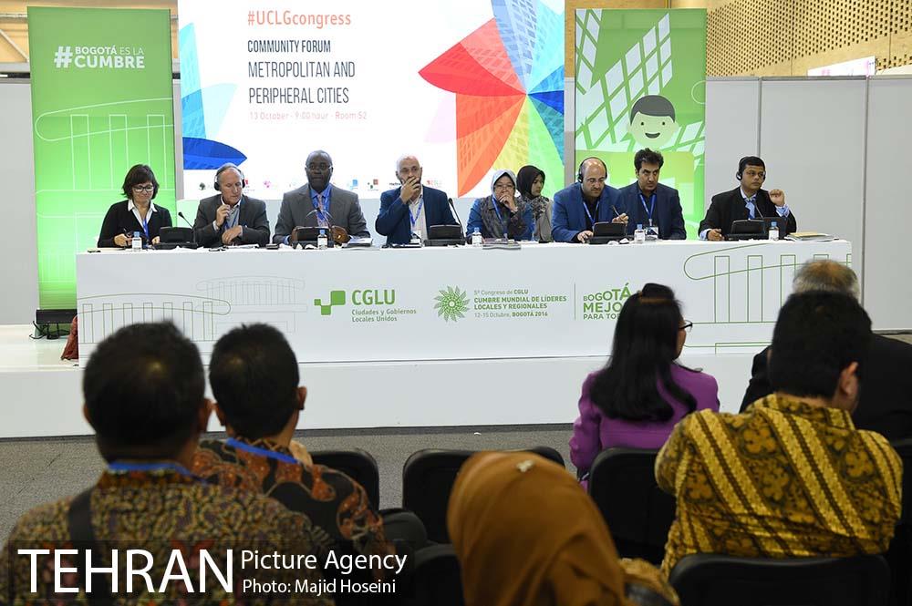 سخنرانی دکتر گیل آبادی در پنل مدیریت شهری 13