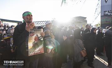 نجات اهل عالم با حسین است  12