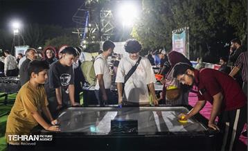 جشن «ایران عزیز» 16