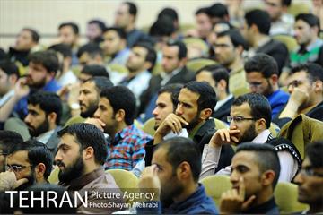 حضور شهردار تهران در دانشگاه شهید بهشتی در روز دانشجو 19