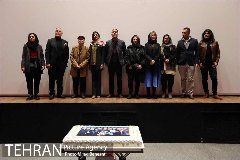 اکران خصوصی سریال نهنگ آبی 18