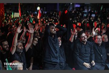 عزاداری شب هشتم ماه محرم در میدان نبوت 31
