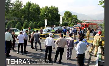 انجام عملیات ترمیم و بازسازی نشست زمین بزرگراه صیاد شیرازی 2