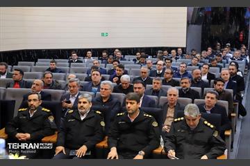 همایش بررسی راهکارهای کاهش آتش‌سوزی خودروها 34