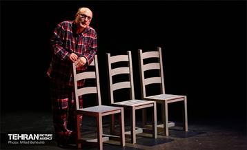 نمایش فرودگاه، پرواز شماره ۷۰۷‎‎