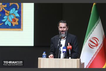 نشست فصلی ائمه جماعت و مدیران حوزه های علمیه منطقه 12 با مدیران شهری 14
